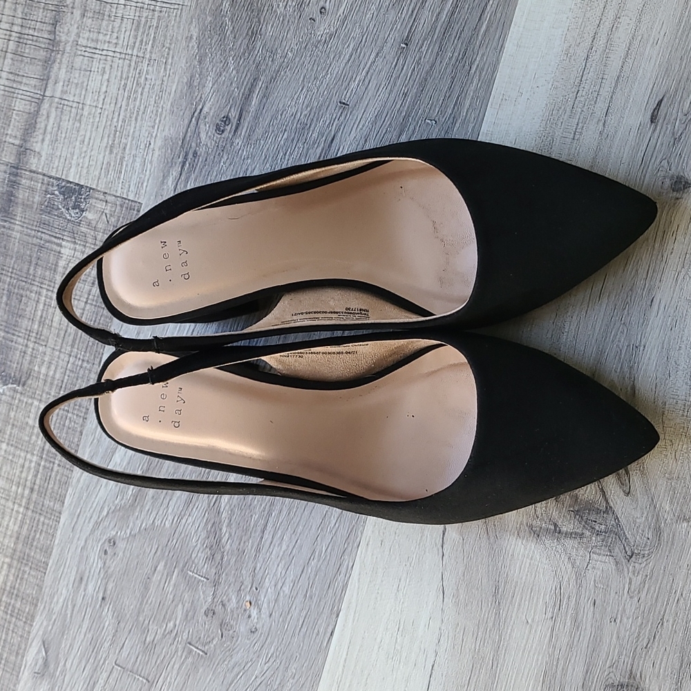 Black slingback block heel